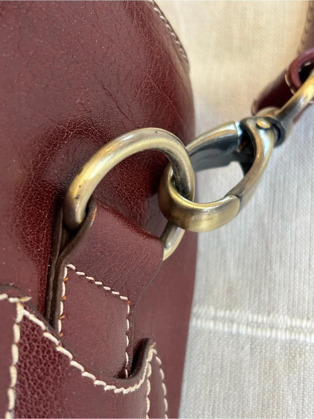 RedEnvelope Genuine Leather Wine Carrier Bottle Tote bag